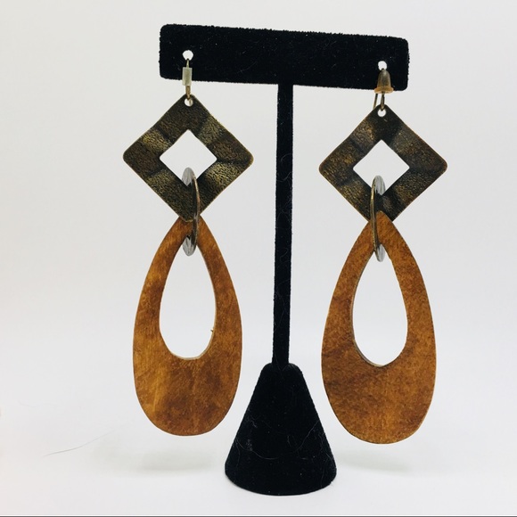 Jewelry - Brass wood drop dangle earrings